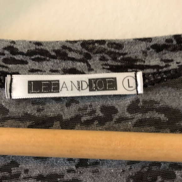 BURNOUT SEMI SHEER SHIRT BLACK - Picture 2 of 6